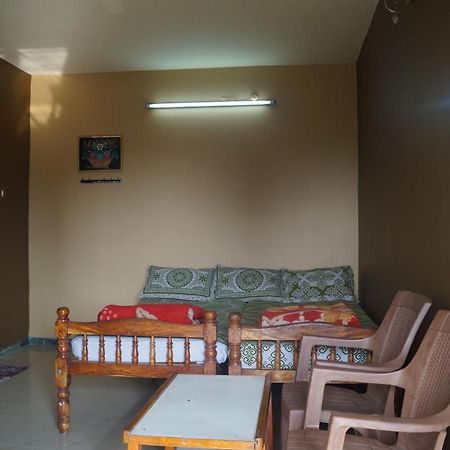 Wins Rooms Valparai Exterior foto