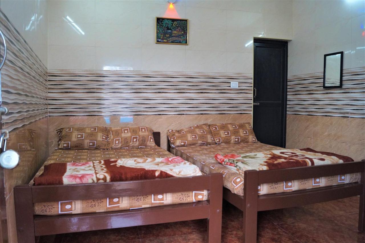 Wins Rooms Valparai Exterior foto