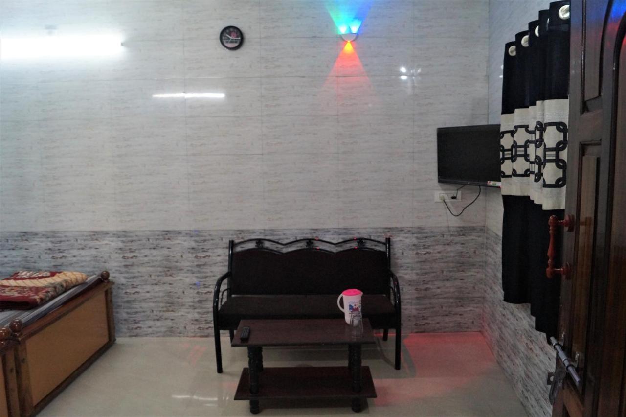 Wins Rooms Valparai Exterior foto