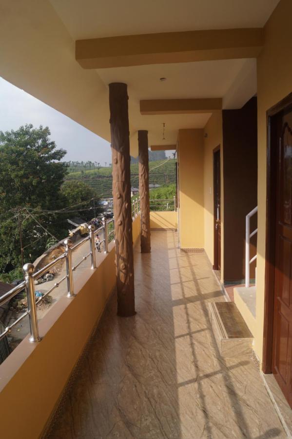 Wins Rooms Valparai Exterior foto
